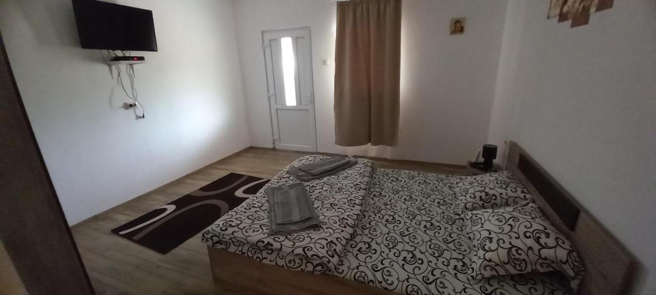 Casa Claudiu Villa Ieşelniţa Exterior foto