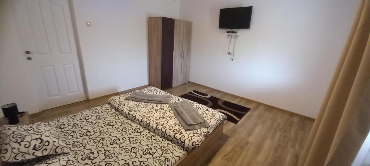 Casa Claudiu Villa Ieşelniţa Exterior foto