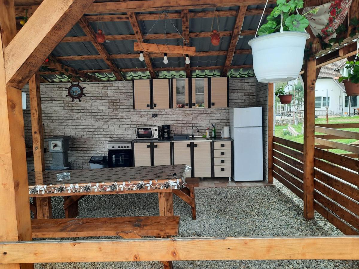 Casa Claudiu Villa Ieşelniţa Exterior foto